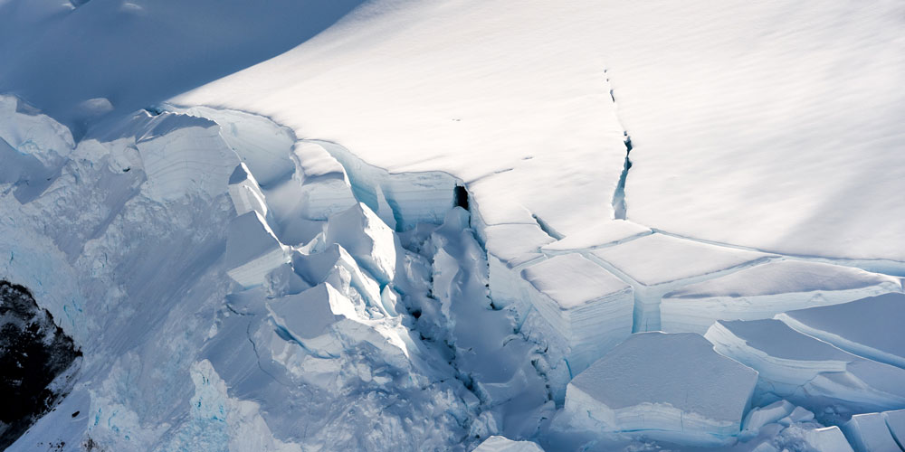 Decision making under risk and uncertainty