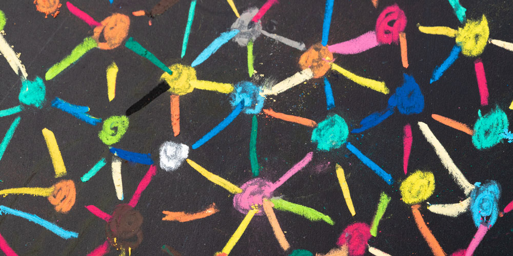 The competitive advantages of decentralized structures